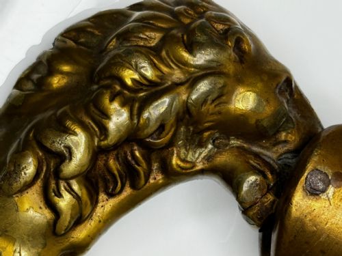 GEORGIAN 18TH CENTURY GILT BRASS LION DOOR ENTRANCE FIXTURE KNOCKER - ADDITIONAL PHOTO 15