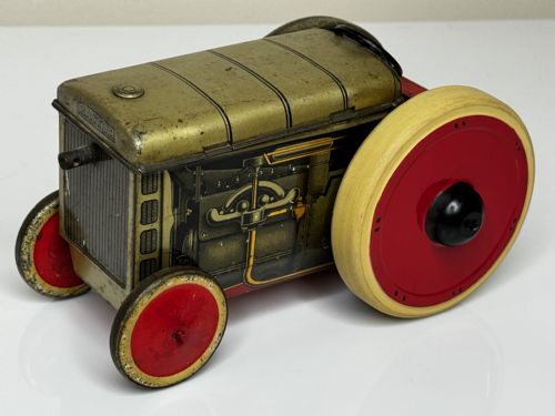 BISCUIT TIN TRACTOR BY WILLIAM CRAWFORDS SON LTD - ADDITIONAL PHOTO 2