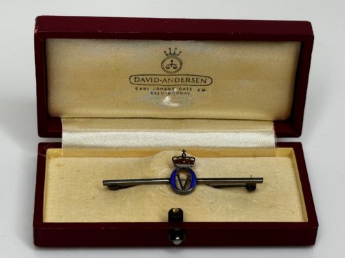 DAVIDANDERSON HALLMARKED SILVER ENAMEL ROYAL CROWN BROOCH - ADDITIONAL PHOTO 3