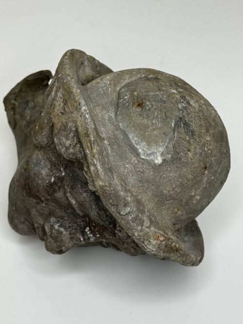 VICTORIAN RECLAIMED LEAD YOUNG MAN WEARING HAT GARDEN SCULPTURE - ADDITIONAL PHOTO 6