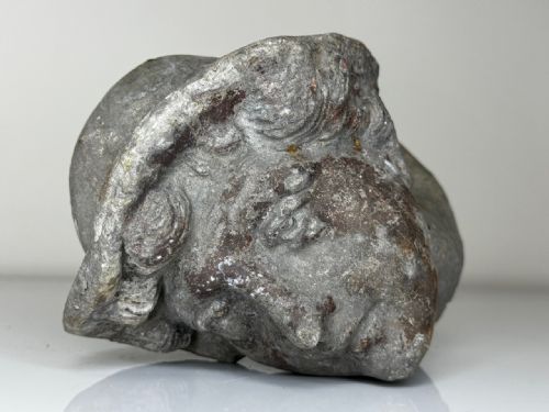 VICTORIAN RECLAIMED LEAD YOUNG MAN WEARING HAT GARDEN SCULPTURE - ADDITIONAL PHOTO 16