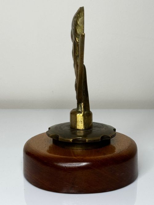 WINSTON CHURCHILL V FOR VICTORY GILT BRONZE CAR MASCOT SCULPTURE - ADDITIONAL PHOTO 3