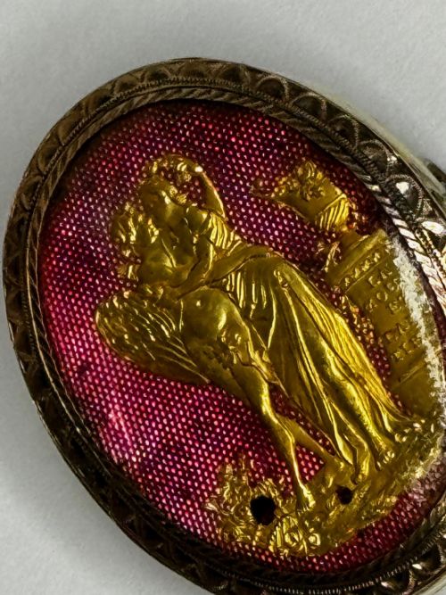 NEOCLASSICAL FRENCH 18TH CENTURY GOLD CUPID AND PSYCHE BROOCH C1760 - ADDITIONAL PHOTO 8