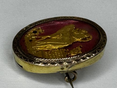 NEOCLASSICAL FRENCH 18TH CENTURY GOLD CUPID AND PSYCHE BROOCH C1760 - ADDITIONAL PHOTO 20
