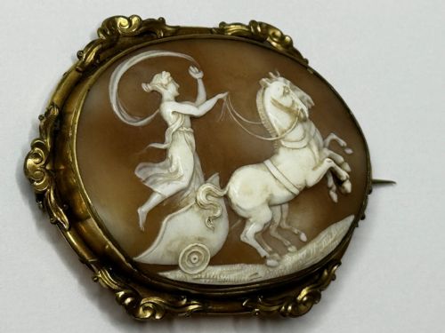 ROMAN GODDESS AURORA IN HER CHARIOT GEORGIAN SHELL CAMEO BROOCH C1820 - ADDITIONAL PHOTO 6