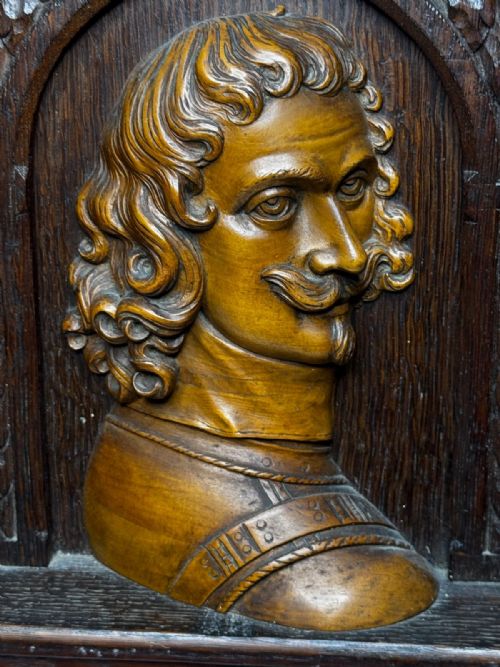 GOTHIC REVIVAL OAK FRUITWOOD PORTRAIT PLAQUE OF COLONEL SIR EDWARD MASSEY - ADDITIONAL PHOTO 14