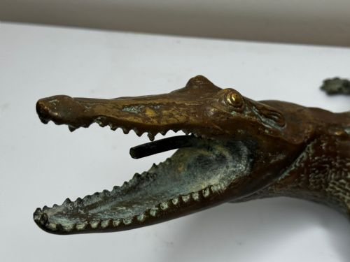 BRONZE CROCODILE FOUNTAIN HEAD GARDEN SPOUT SCULPTURE - ADDITIONAL PHOTO 7
