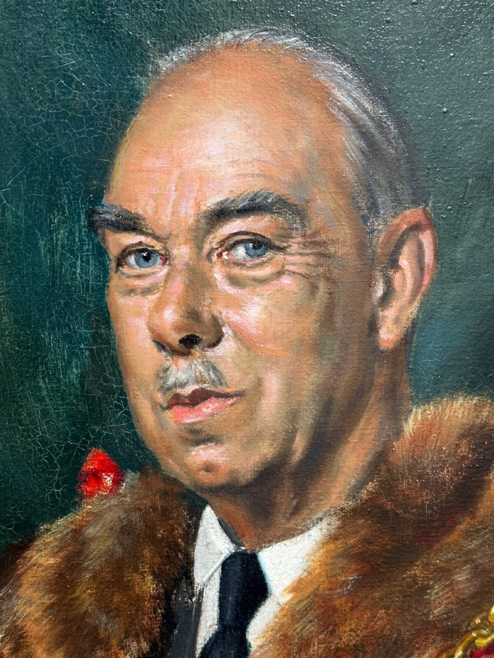 A mid-century framed oil painting on canvas depicting a seated gentleman wearing red mayoral robes, fur trim, and a gold chain against a dark green background. View XV