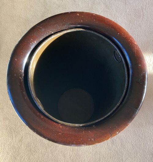 A MID 19TH CENTURY CYLINDRICAL MAHOGANY STICKSTAND - ADDITIONAL PHOTO 2