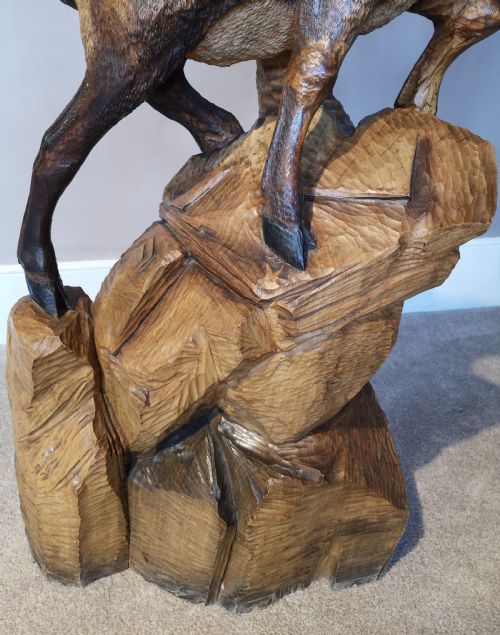 A 20TH CENTURY CARVED LIME WOOD STAND - ADDITIONAL PHOTO 4