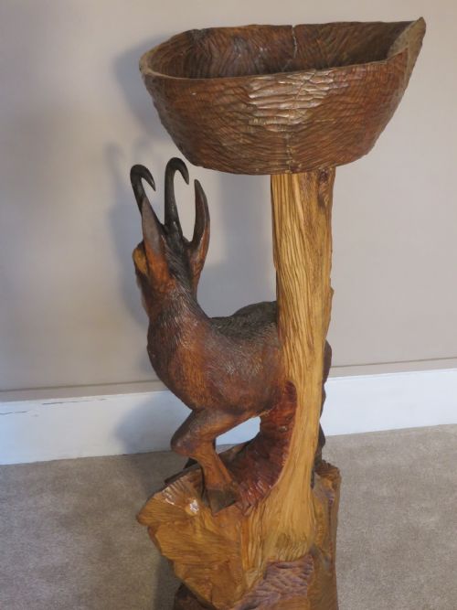 A 20TH CENTURY CARVED LIME WOOD STAND - ADDITIONAL PHOTO 2