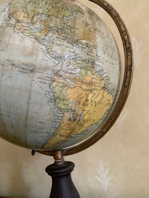 AN EARLY 20TH CENTURY PHILIPS GLOBE - ADDITIONAL PHOTO 2