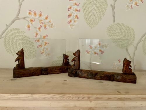 a pair of early 20th century black forest bear photograph holders - CATEGORY: ANTIQUE MISCELLANEOUS - DATED 1910