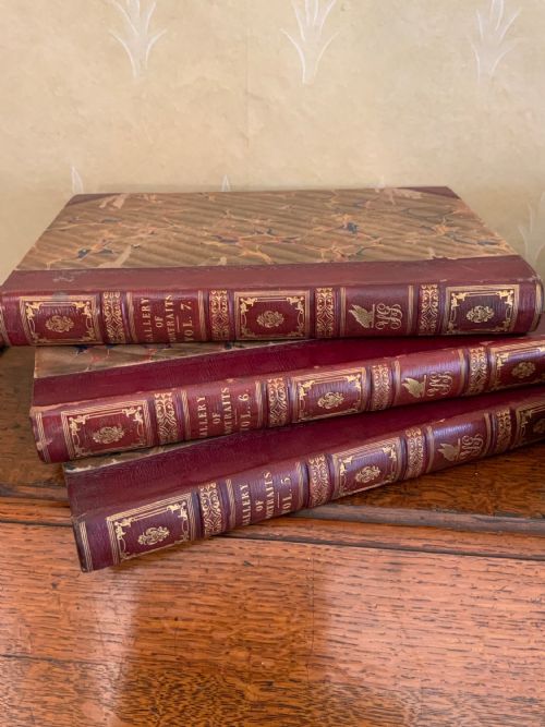 19TH CENTURY GALLERY OF PORTRAITS WITH MEMOIRS - ADDITIONAL PHOTO 2