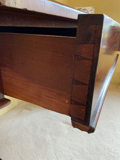 A WILLIAM IV MAHOGANY WRITING TABLE - ADDITIONAL PHOTO 9