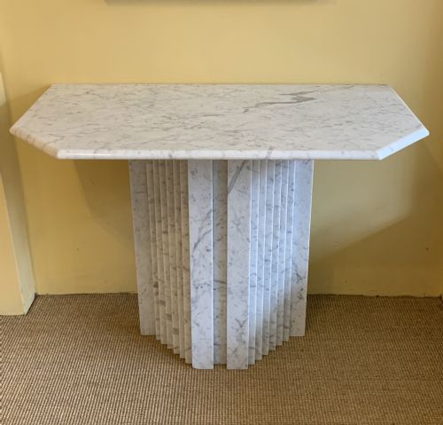 AN ART DECO PERIOD CARRARA MARBLE CONSOLE TABLE - ADDITIONAL PHOTO 2