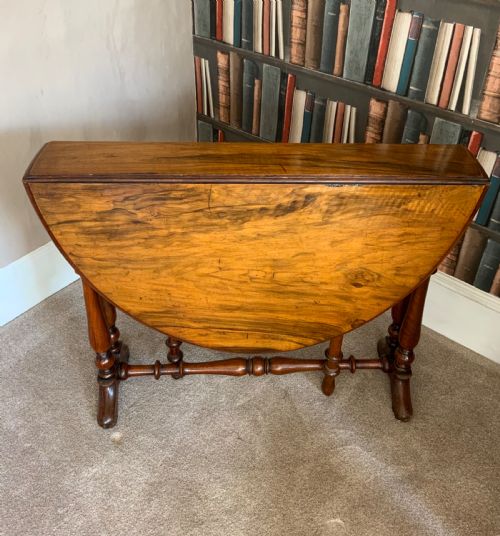 A19TH CENTURY WALNUT SUTHERLAND TABLE - ADDITIONAL PHOTO 2