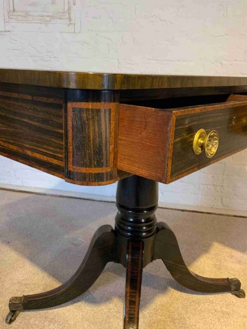 A REGENCY WRITING TABLE - ADDITIONAL PHOTO 6