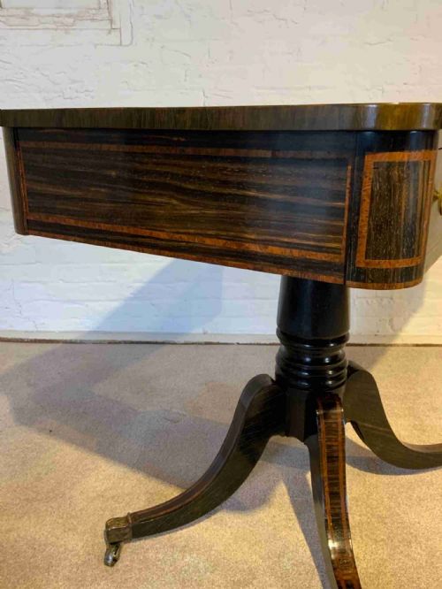 A REGENCY WRITING TABLE - ADDITIONAL PHOTO 5