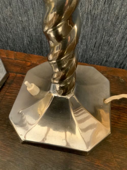 A PAIR OF ART DECO CHROME TABLE LAMPS - ADDITIONAL PHOTO 1