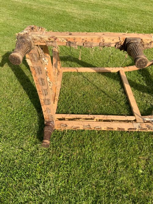 A PAIR OF GEORGIAN SETTEES - ADDITIONAL PHOTO 1