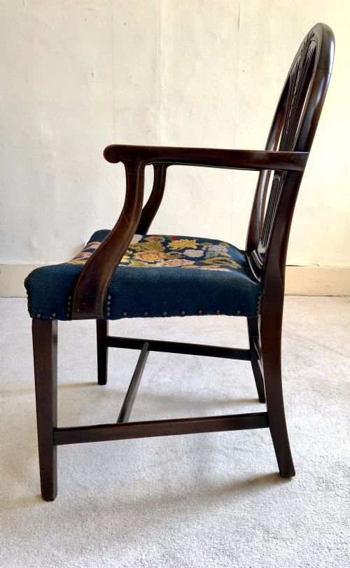 SET OF 8 19TH CENTURY MAHOGANY DINING CHAIRS - ADDITIONAL PHOTO 13