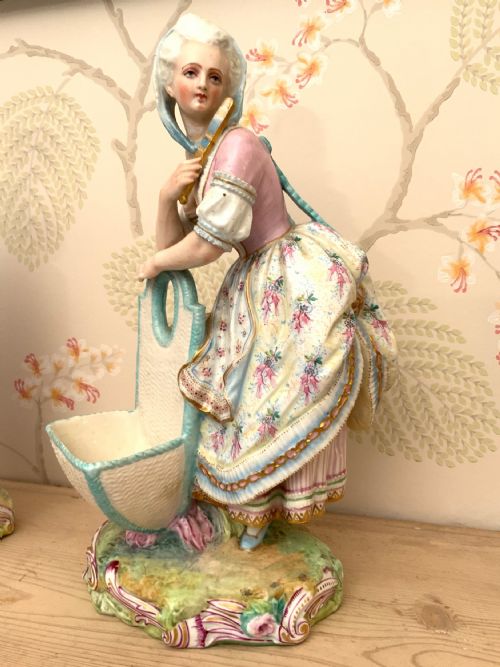 A PAIR OF 19TH CENTURY FIGURES - ADDITIONAL PHOTO 1