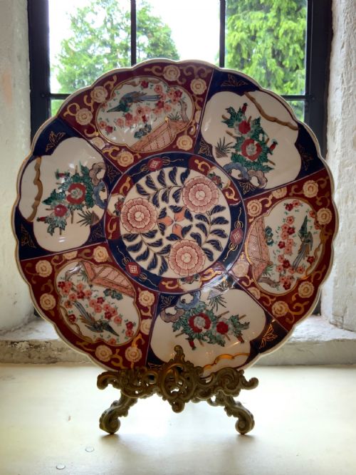 a late 19th century japanese imari charger - CATEGORY: ANTIQUE CERAMICS - DATED 19TH CENTURY