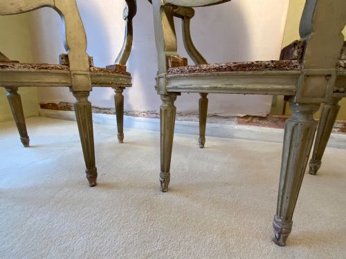 A PAIR OF GEORGIAN PAINTED ARM CHAIRS - ADDITIONAL PHOTO 7