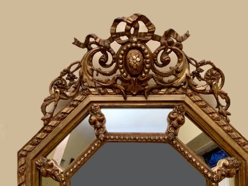 GILT FRAMED WALL MIRROR - ADDITIONAL PHOTO 2