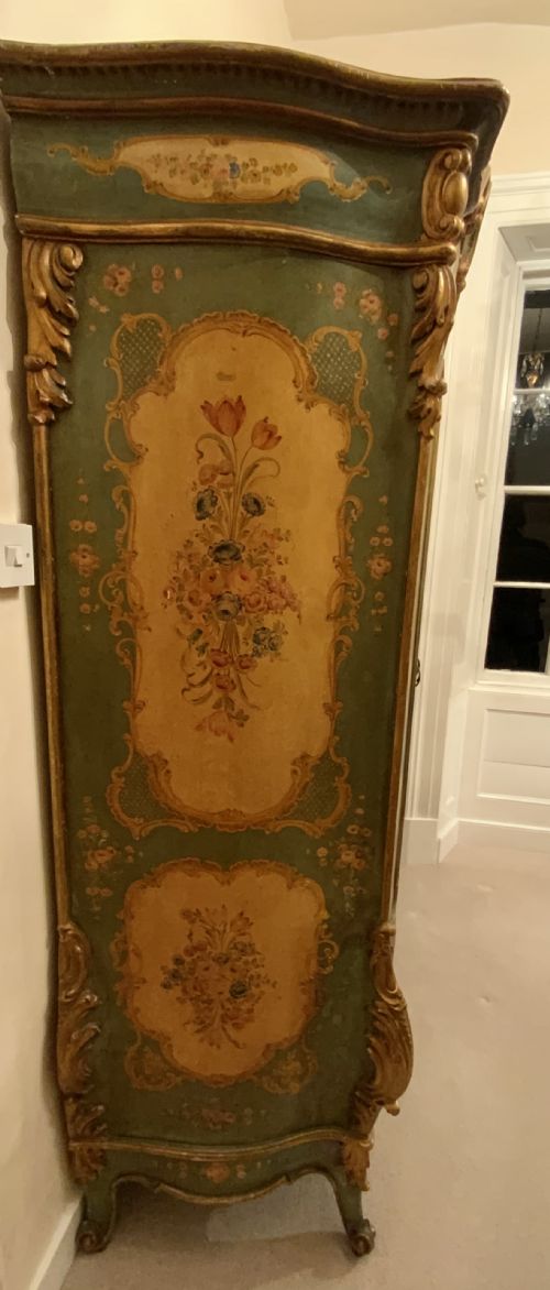 A LATE 19TH CENTURY VENETIAN ARMADIO - ADDITIONAL PHOTO 5