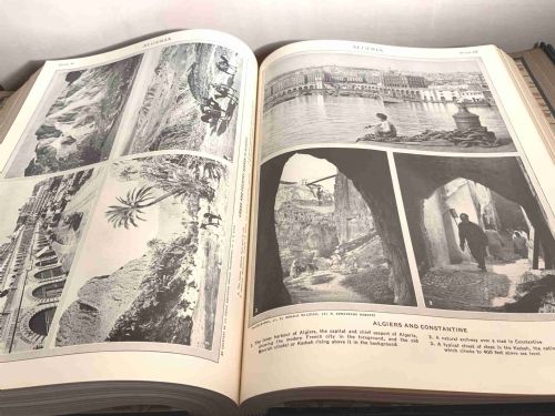 24 VOLUME ENCYCLOPAEDIA BRITANNICA - ADDITIONAL PHOTO 7