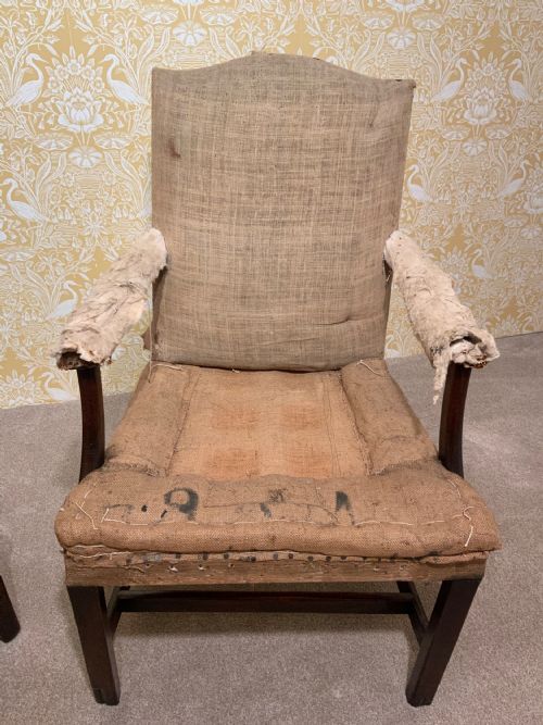 A PAIR OF 18TH CENTURY GAINSBOROUGH ARM CHAIRS - ADDITIONAL PHOTO 3
