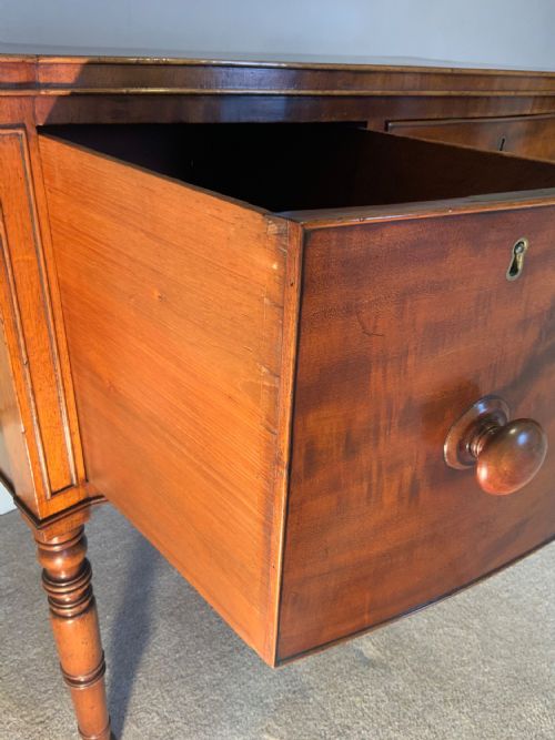 GEORGIAN MAHOGANY BOW FRONT SIDEBOARD - ADDITIONAL PHOTO 2