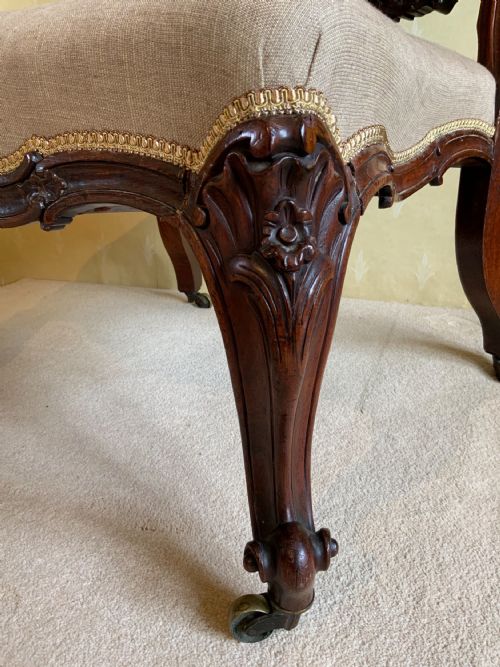 A LARGE SCALE ROSEWOOD SIDE CHAIR - ADDITIONAL PHOTO 2