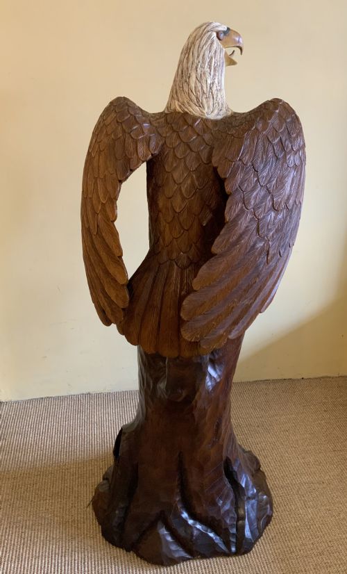 LARGE CARVED PINE SCULPTURE - ADDITIONAL PHOTO 2