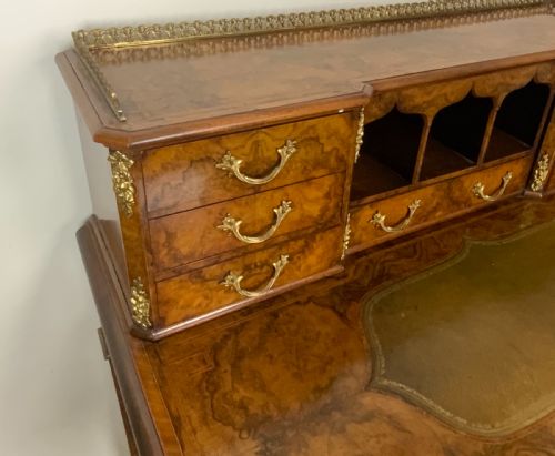 A 19TH CENTURY BURR WALNUT WRITING TABLE - ADDITIONAL PHOTO 2