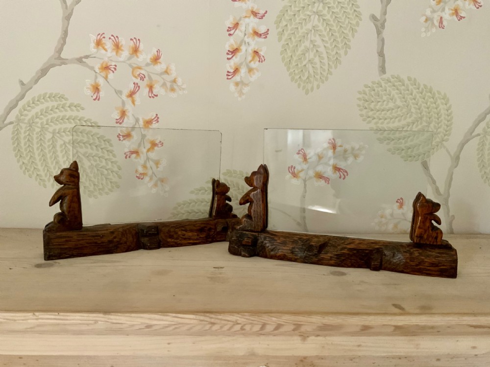A pair of early 20th century ‘Black Forest’ bear photograph holders