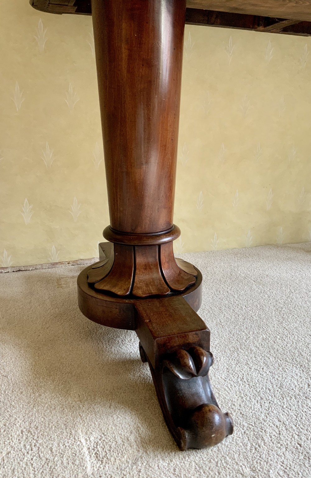 A William IV mahogany writing table View II