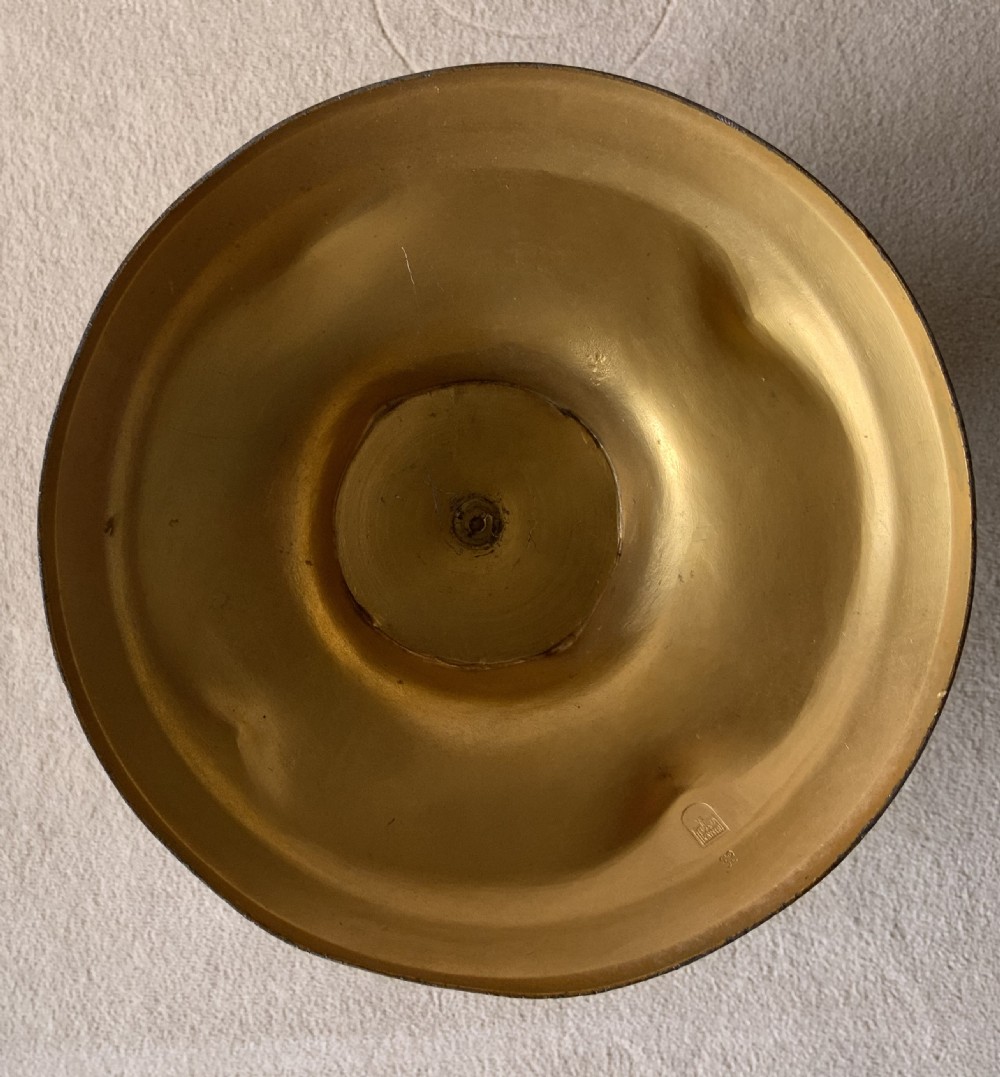 A large Art Nouveau urn View IV