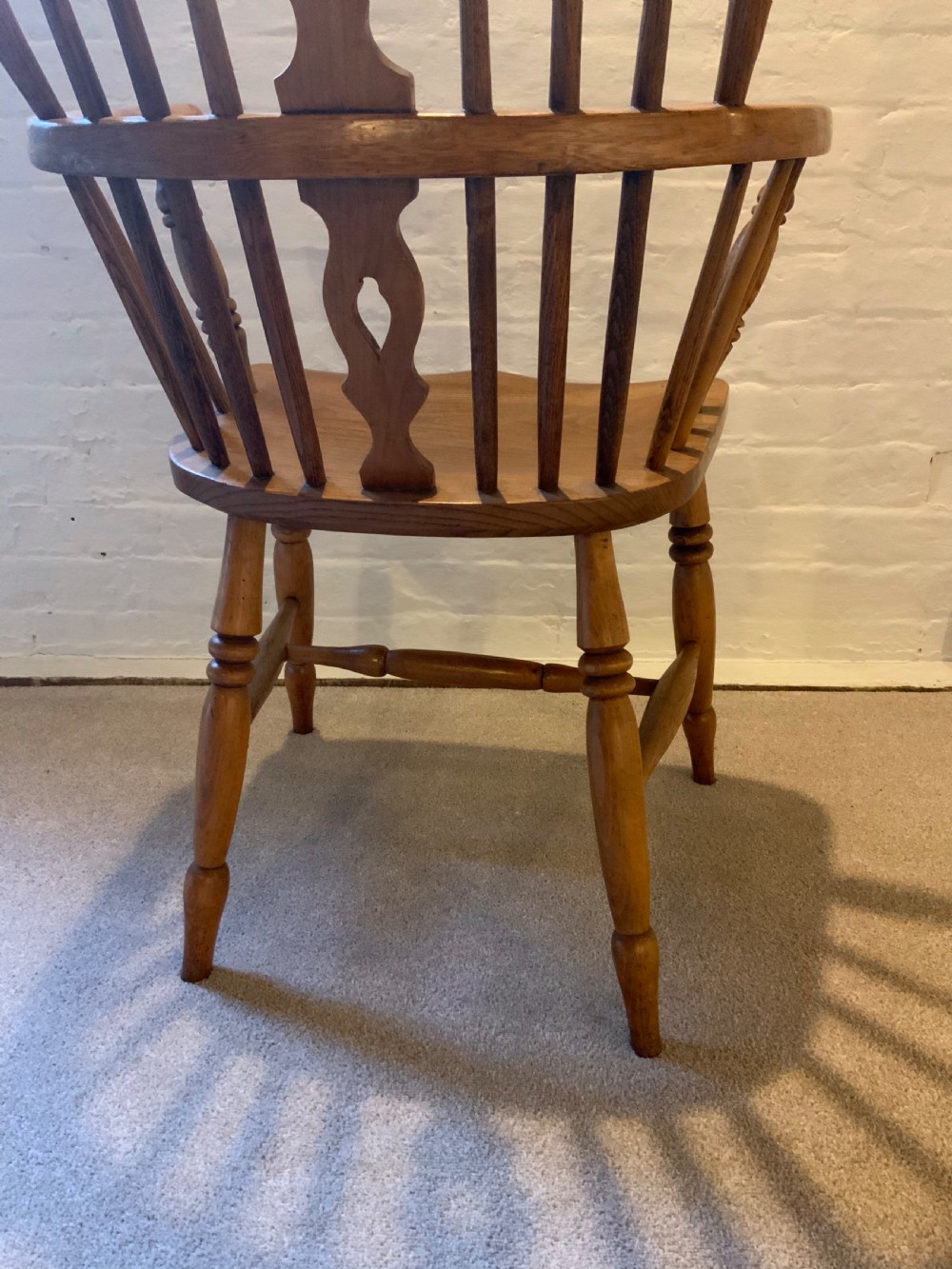  ash and elm Windsor chair View III
