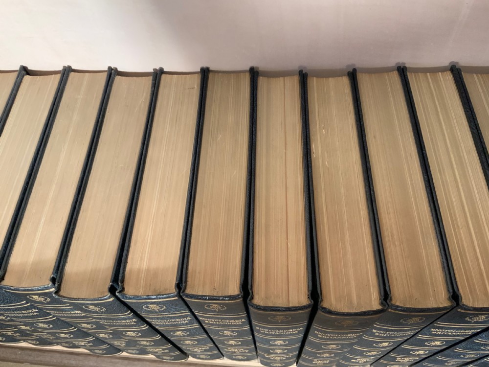 24 volume Encyclopaedia Britannica  View III