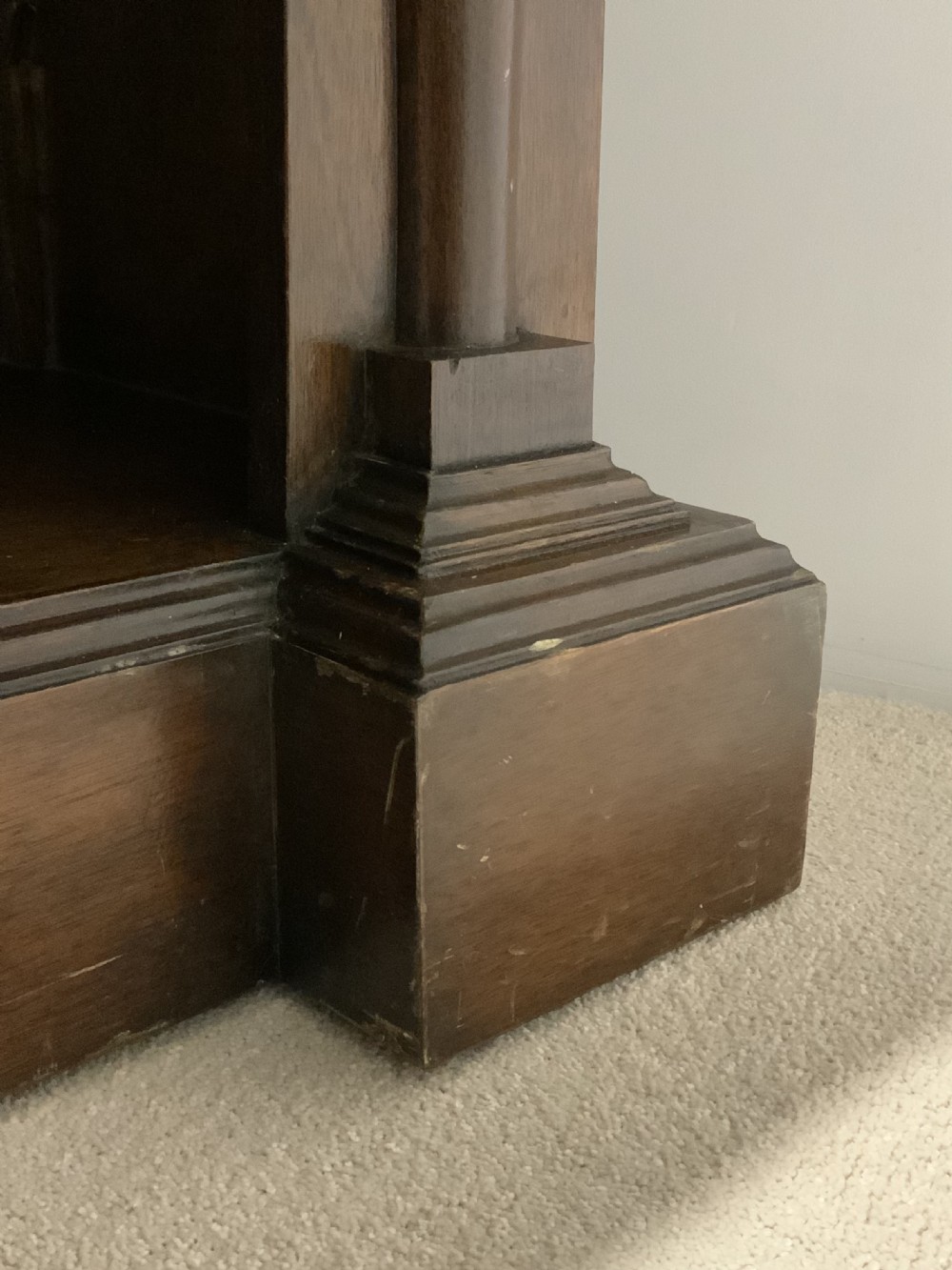 Mahogany open bookcase View III