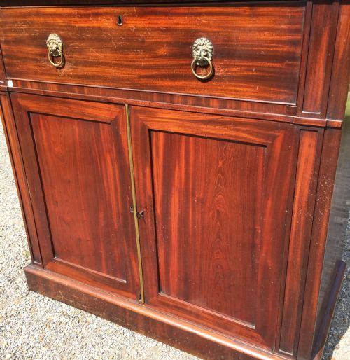 PAIR OF EARLY 19TH CENTURY MAHOGANY BOOKCASES - ADDITIONAL PHOTO 4