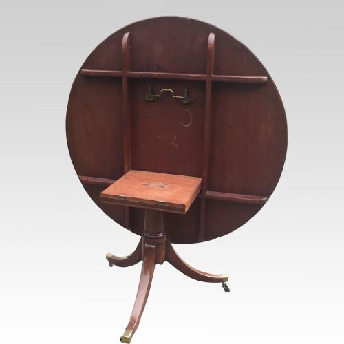 FINE GEORGE III PERIOD MAHOGANY CIRCULAR DINING TABLE - ADDITIONAL PHOTO 3