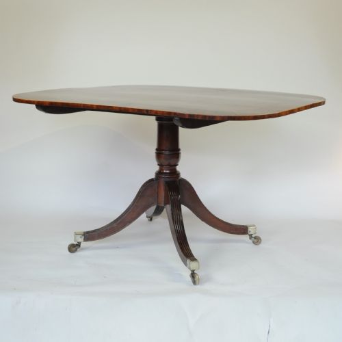 FINE QUALITY SHAPED RECTANGULAROVAL BREAKFAST TABLE - ADDITIONAL PHOTO 2