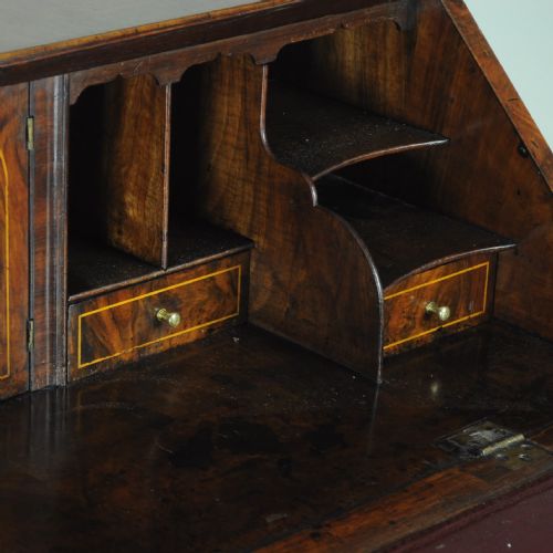 SMALL GEORGE II WALNUT BUREAU - ADDITIONAL PHOTO 2