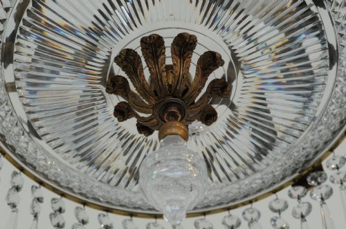 FINE REGENCY PERIOD CUT GLASS AND ORMOLU TWO TIER CHANDELIER - ADDITIONAL PHOTO 4