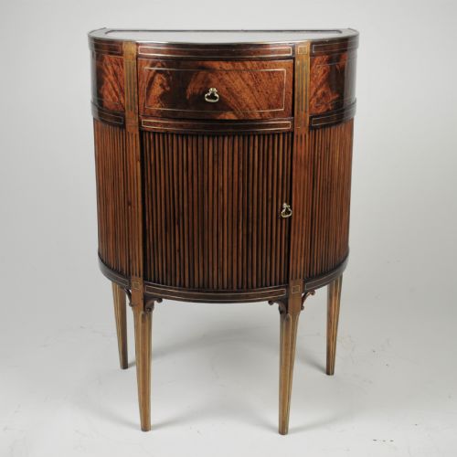 FINE PAIR OF FRENCH MAHOGANY AND BRASS INLAID BEDSIDESIDE CABINETSCOMMODES - ADDITIONAL PHOTO 3