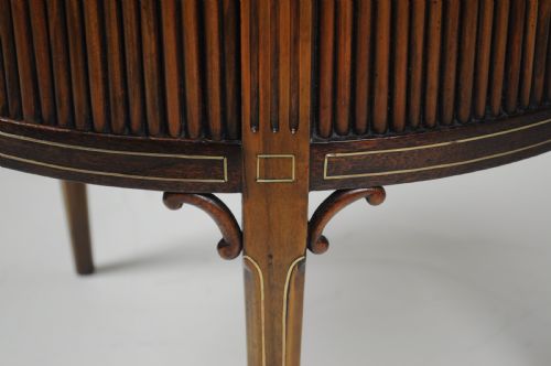 FINE PAIR OF FRENCH MAHOGANY AND BRASS INLAID BEDSIDESIDE CABINETSCOMMODES - ADDITIONAL PHOTO 5